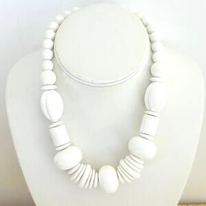 Vintage Necklace Chunky Retro White Bead Disk Beads Saucer Geometric Statement